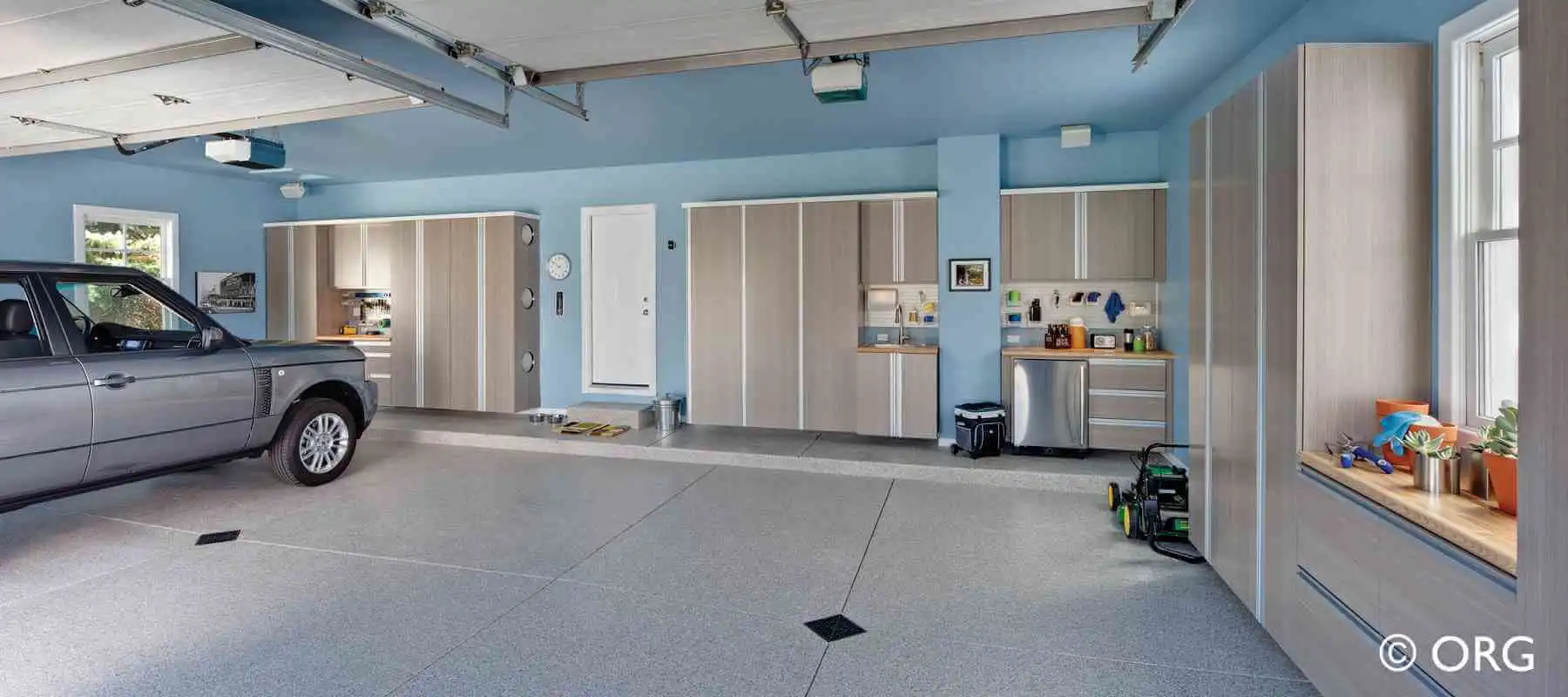 Garage Cabinets and How to Organize Your Space