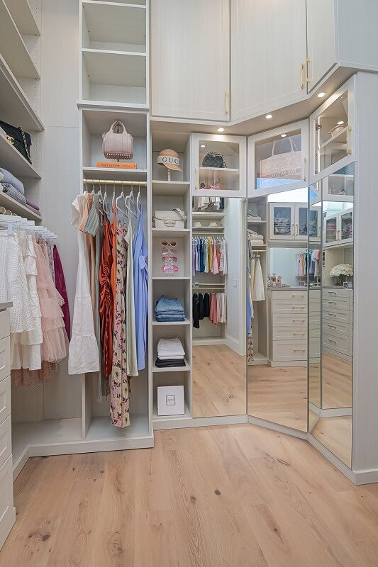 Closet2